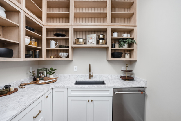 what does building a custom home cost